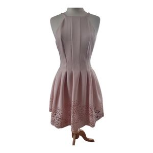 Vince Camuto formal dress size 8 in pastel/pale pink with pockets!